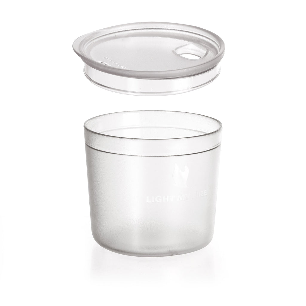 Tumbler with snap lid short